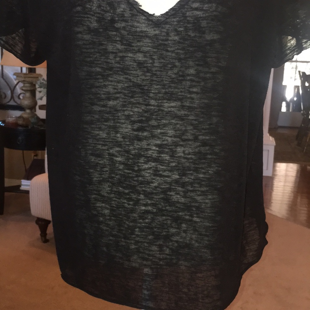 One Clothing Los Angeles Sheer V-Neck Top - Picture 3 of 12